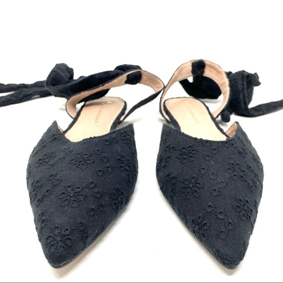 Anthropologie black eyelet point toe tie up flats - Picture 5 of 9